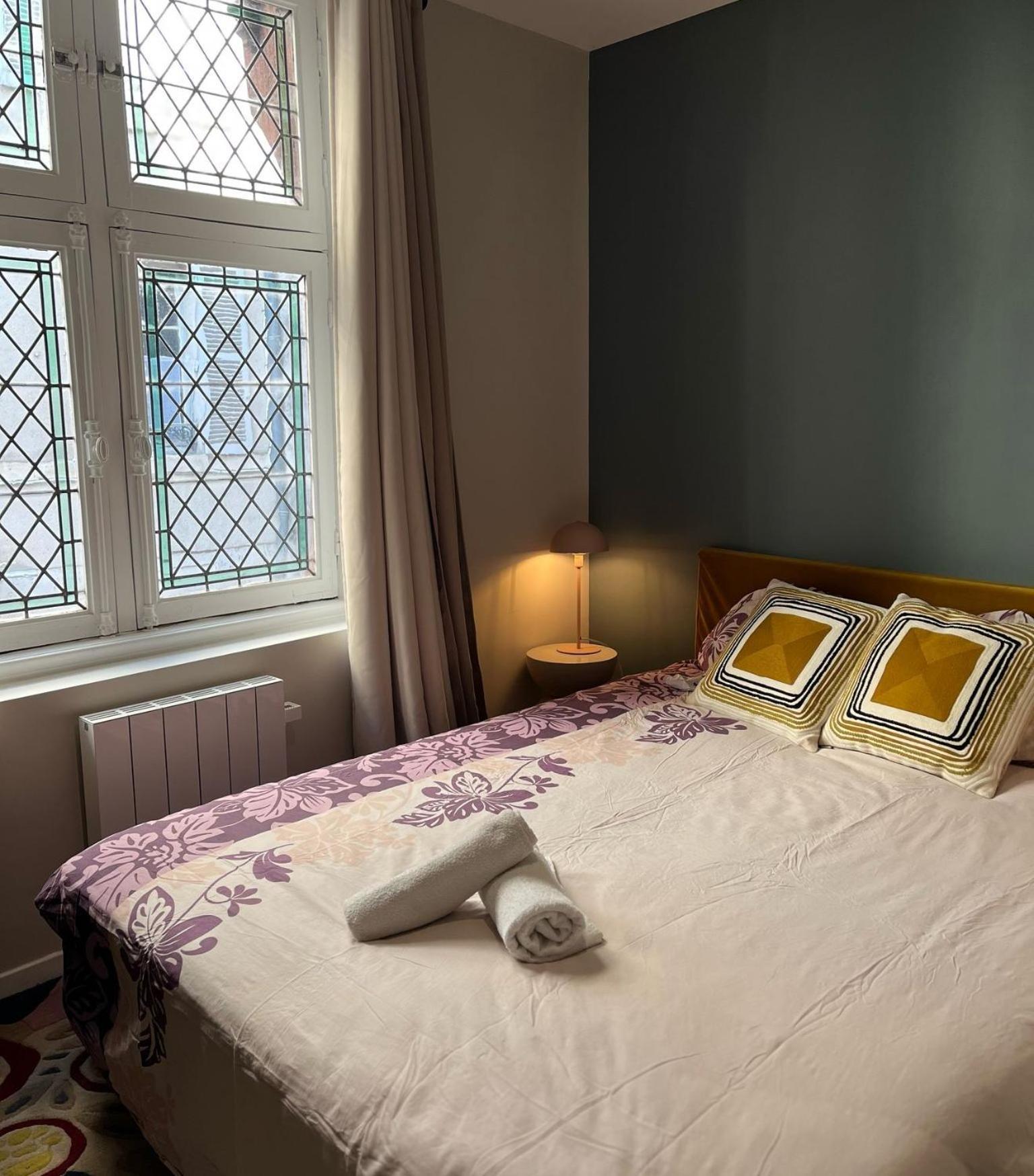 Le Petit Chateau Du Docteur Cambournac Bourges Ngoại thất bức ảnh